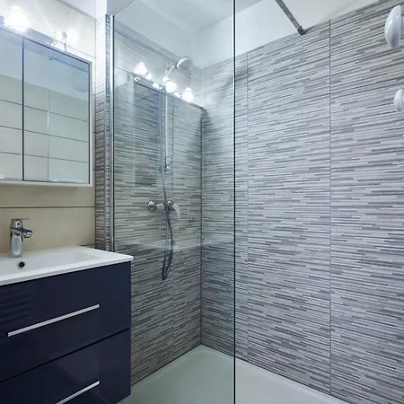 Petit Cocon Proche Et Stations Appartement *